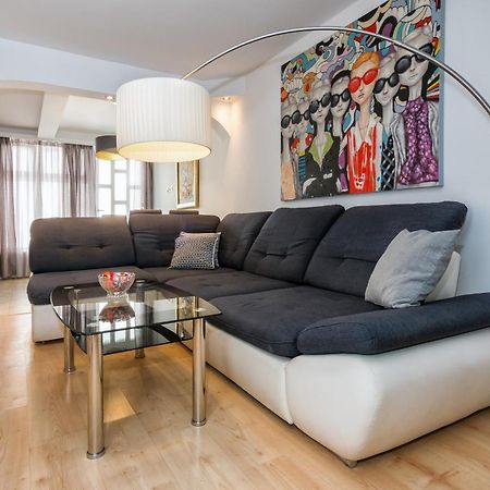 Relaxing 2Bd Apartment, Ground Floor - Walk To Old Town 斯普利特 外观 照片