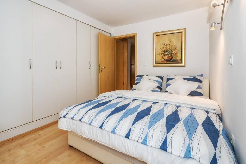 Relaxing 2Bd Apartment, Ground Floor - Walk To Old Town 斯普利特 外观 照片
