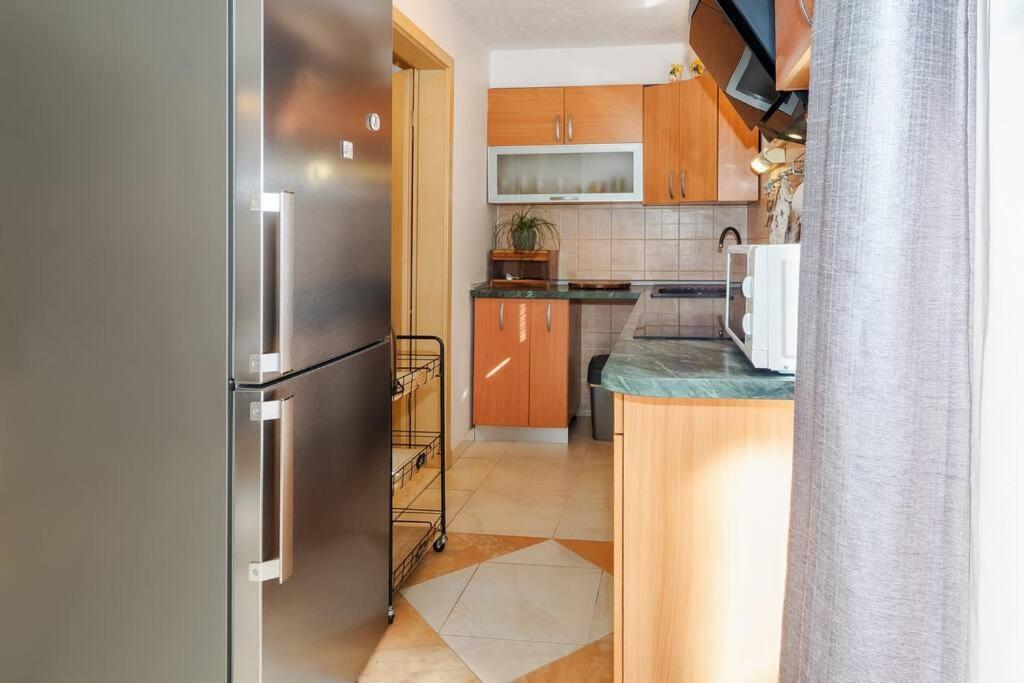 Relaxing 2Bd Apartment, Ground Floor - Walk To Old Town 斯普利特 外观 照片