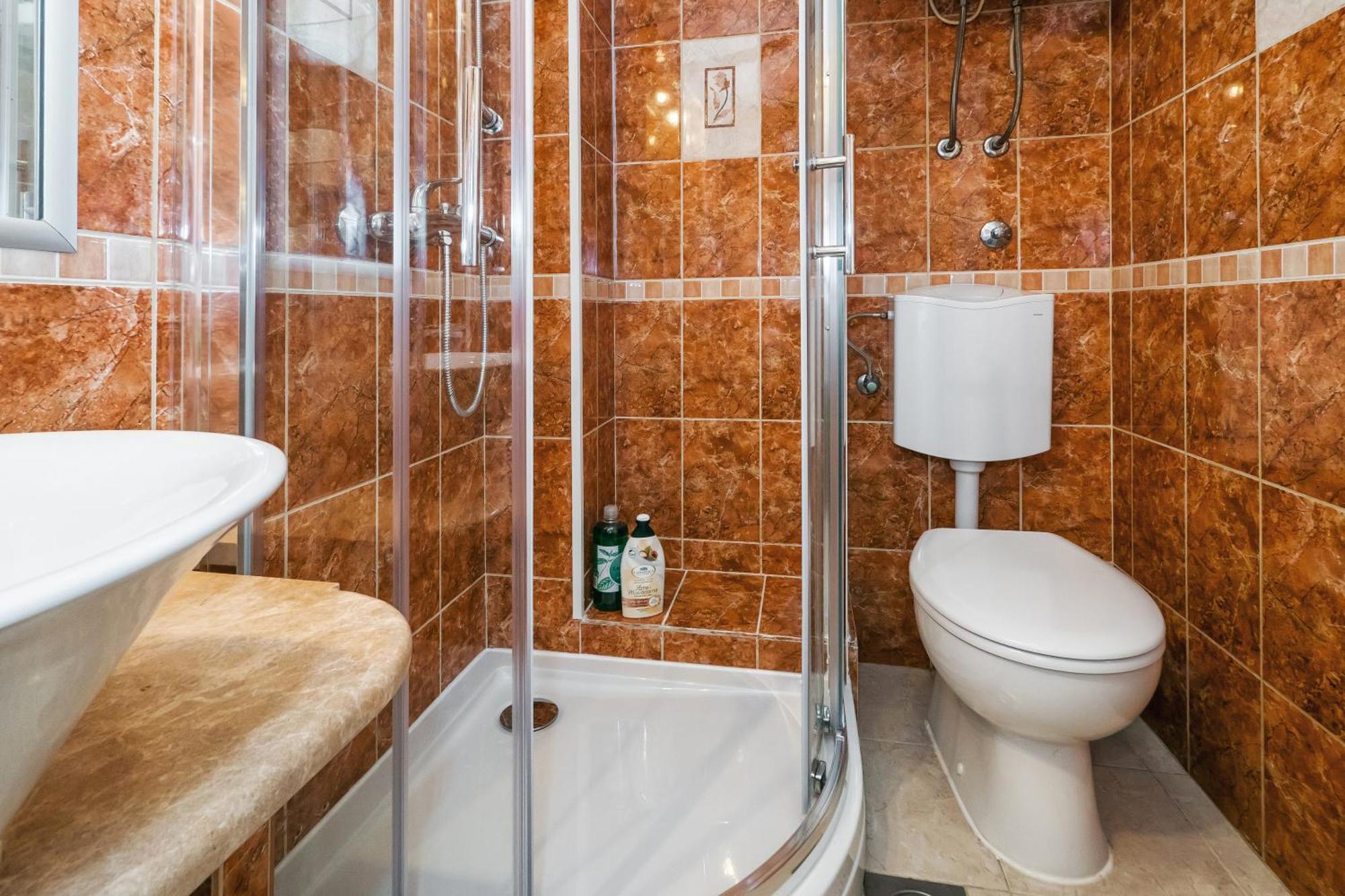Relaxing 2Bd Apartment, Ground Floor - Walk To Old Town 斯普利特 外观 照片