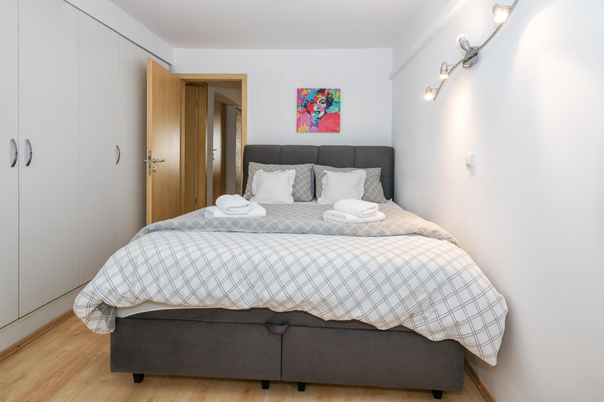 Relaxing 2Bd Apartment, Ground Floor - Walk To Old Town 斯普利特 外观 照片
